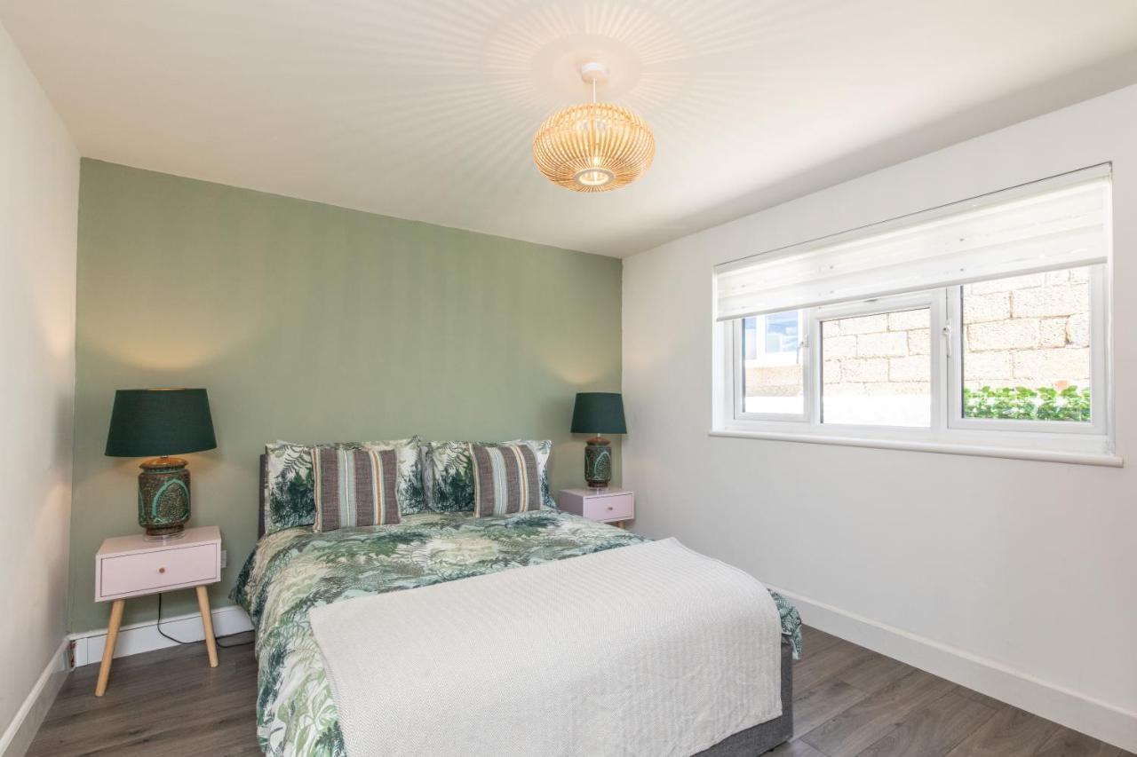Beach, Hills, Food, Scenic Walks-The Kelp House. Peacehaven Экстерьер фото